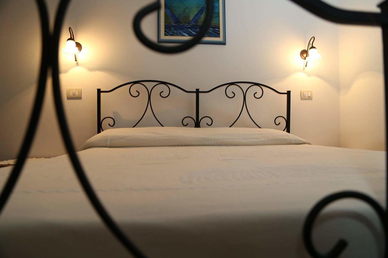 אוריסטאנו B&B Tre - Rooms & Relax מראה חיצוני תמונה